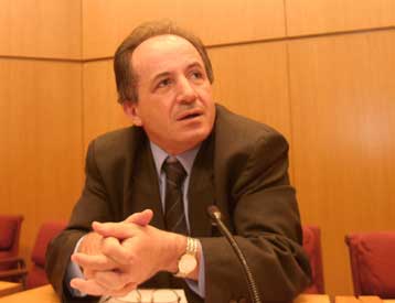 Με δύο συγκεντρώσεις και πορεία στη Βουλή η μεγάλη απεργία της ΓΣΕΕ την Τετάρτη