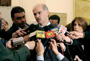 Επαφές Γ.Παπανδρέου με στελέχη του ΠΑΣΟΚ εν όψει του Εθνικού Συμβουλίου του κόμματος