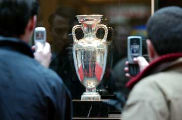 Προθέρμανση εν όψει Euro 2004-Το πρόγραμμα των διεθνών φιλικών