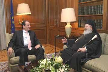 Κατ αρχήν «ναι» από Κωνσταντόπουλο και Παπαρήγα για συνάντηση με τον Αρχιεπίσκοπο