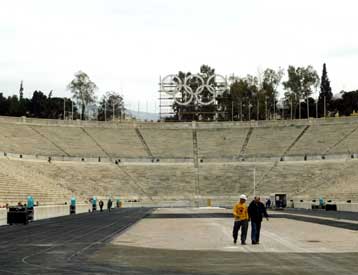 Η Αθήνα υποδέχεται την Ολυμπιακή Φλόγα στο Παναθηναϊκό Στάδιο