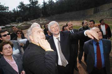 Επίσπευση των εργασιών στο Μουσείο των Δελφών ζητά ο υφυπουργός Πολιτισμού