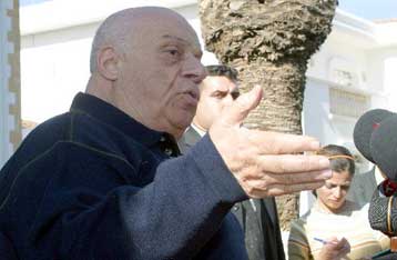 Αρνητικός ο Ντενκτάς στο σχέδιο Ανάν – Χαρακτηρίζει ναζί τον Φερχόιγκεν