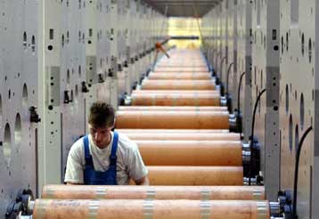 «Αλμα» της μεταποιητικής δραστηριότητας στην ευρωζώνη το Μάρτιο