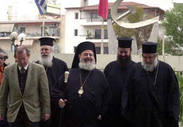 Δίαυλο επικοινωνίας με το ΚΚΕ άνοιξε ο αρχιεπίσκοπος Χριστόδουλος