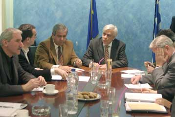 Ατυπη συνεδρίαση της διακομματικής επιτροπής για τις ευρωεκλογές του Ιουνίου