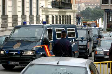 Επιστολές παγιδευμένες με εκρηκτικά εντόπισαν και εξουδετέρωσαν οι ισπανικές Αρχές