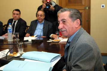 Ο Τάσσος Παπαδόπουλος θα ανακοινώσει με διάγγελμα τη θέση του για το σχέδιο Ανάν