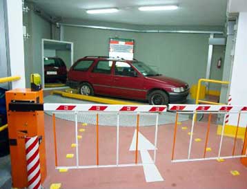 Μια θέση πάρκινγκ για κάθε διαμέρισμα προβλέπει νέο Προεδρικό Διάταγμα