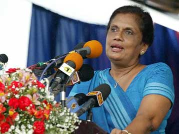 Νικήτρια την πρόεδρο Κουμαρατούνγκα αναδεικνύουν οι βουλευτικές εκλογές στη Σρι Λάνκα