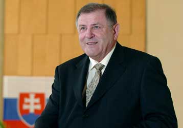 Πρώην πρωθυπουργός της Σλοβακίας νικητής στον α γύρο των προεδρικών εκλογών