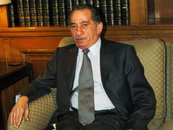 Διαβουλεύσεις στη Λευκωσία εν όψει των τοποθετήσεων επί του σχεδίου Ανάν