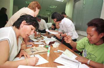 Με πτυχίο ή απολυτήριο τουλάχιστον ένας στους τρεις μετανάστες που ζει στην Ελλάδα