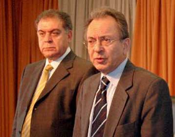 Μονάδες παραγωγής ηλεκτρικού ρεύματος από τη ΔΕΗ σε 13 νησιά