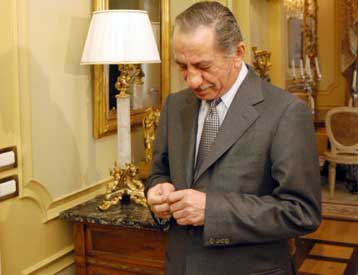 Διαβουλεύσεις σε Λευκωσία, Αθήνα και Αγκυρα εν όψει των δημοψηφισμάτων