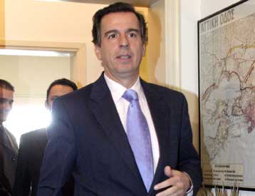 Κατά 50% στοχεύει να μειώσει τα θανατηφόρα τροχαία η Ελλάδα έως το 2010