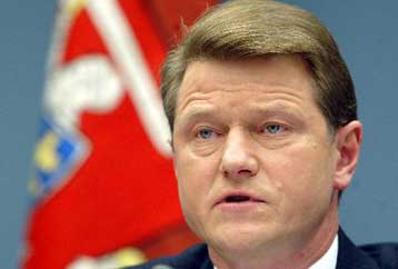 Το Κοινοβούλιο της Λιθουανίας έδειξε την «έξοδο» στον πρόεδρο Ρολάντας Πάκσας