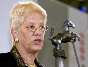 Στη Βοσνία η Ντελ Πόντε μετά την ανεπιτυχή επιχείρηση για τη σύλληψη του Κάρατζιτς