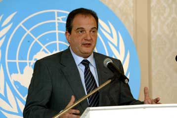 Υπέρ της «Ιδρυτικής Συμφωνίας» για την Κύπρο τάχθηκε και επίσημα η Ελλάδα