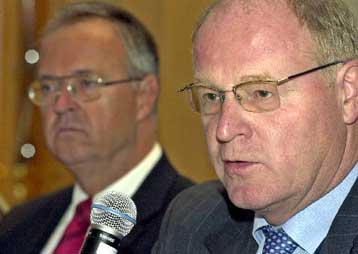 «Αδεια απουσίας» στον πρόεδρο της Bundesbank για τις «διευκολύνσεις» της Dresdner Bank