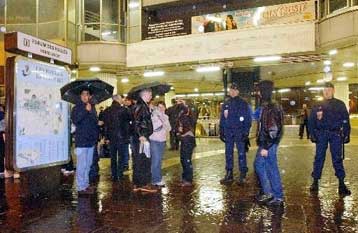 Προσωρινή αναστάτωση στο γαλλικό σιδηρόδρομο από πληροφορίες της CIA για βόμβα