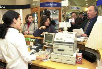 Μόνο σε μεγάλες επιχειρήσεις οι έλεγχοι του ΣΔΟΕ