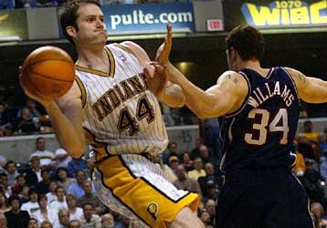 Μάγεψε ο Τζινόμπιλι στη νίκη των Σπερς επί των Μπλέιζερς