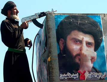 Στη σύλληψη ή την εξόντωση του Μοκτάντα αλ Σαντρ στοχεύουν οι Αμερικανοί