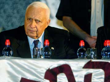 Υπό ισραηλινό έλεγχο έξι περιοχές εποικισμού στη Δ.Όχθη, λέει τώρα ο Αριέλ Σαρόν