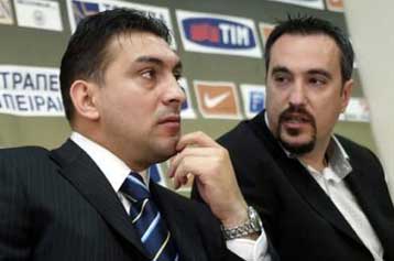 Κυρία 80 ετών ζητά αποκατάσταση: η ΑΕΚ γιορτάζει και προβληματίζει