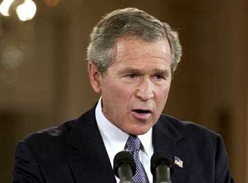 Την παραμονή των ΗΠΑ στο Ιράκ και την ενίσχυση των στρατευμάτων ανήγγειλε ο Τζ.Μπους