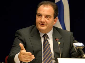 Ελληνικά και ελληνοκυπριακά κόμματα οριστικοποιούν τις θέσεις τους για το σχέδιο Ανάν