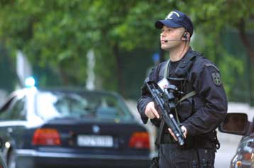 Η αγορά όπλων και εκρηκτικών στο στόχαστρο των επιπλέον μέτρων κατά της τρομοκρατίας