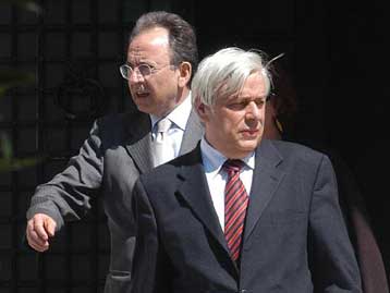 Για την επανίδρυση του κράτους το πρώτο νομοσχέδιο της κυβέρνησης