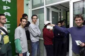 Αμυνα και Σανμαρτεάν προβληματίζουν τον Σουμ-Οπαδοί στην προπόνηση της Πέμπτης