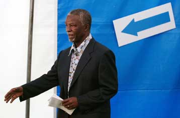 Σαρωτική όσο και αναμενόμενη επανεκλογή του Τάμπο Μπέκι στην προεδρία της Ν.Αφρικής