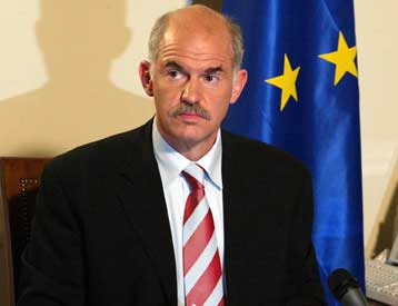 Πρωτοβουλίες υπέρ των κυπριακών αιτημάτων ζήτησε από την κυβέρνηση ο Γ.Παπανδρέου