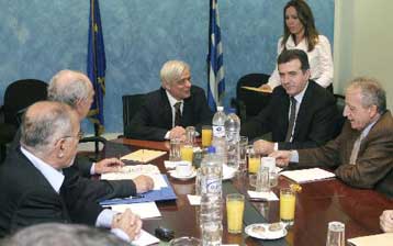 Για την έγκαιρη ενημέρωση των πολιτών εν όψει ευρωεκλογών κινείται η Διακομματική