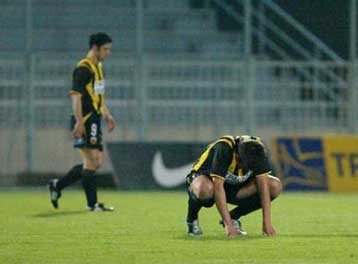 ΤΟ ΔΣ της ΠΑΕ ΑΕΚ απειλεί να παραιτηθεί, η FIFA τιμωρεί, η εισαγγελία… ψάχνει