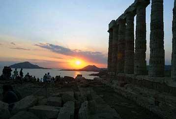 Η σύγχρονη Ελλάδα μέσα από το φακό 12 καταξιωμένων δημιουργών