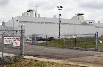 Πτώση βιομηχανικής παραγωγής το Μάρτιο στις ΗΠΑ – Υποχώρησε η καταναλωτική εμπιστοσύνη