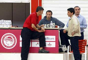 Η πρεμιέρα του Τόμιτς στον «ερυθρόλευκο» πάγκο ξεχωρίζει στην 24η ημέρα της Α1