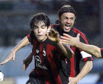 Γλίτωσε τα χειρότερα η Μίλαν, 2-1 την Σιένα στο 80