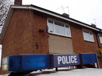 Νέα αντιτρομοκρατική επιχείρηση στη Βρετανία και συλλήψεις δέκα ατόμων