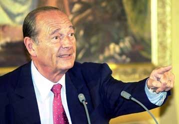 Επίσημη επίσκεψη στη Λιβύη θα πραγματοποιήσει (και) ο Γάλλος πρόεδρος