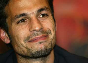 Προθεσμία ζήτησε η ENIC, προφορική συμφωνία με Στάθη, πλάνο Ντέμη και για πτώχευση