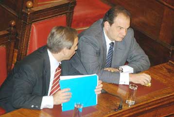 «Υπόθεση όλων των υπουργών» η συγκράτηση των κρατικών δαπανών