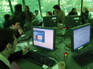 Η Δανία η πιο δικτυωμένη χώρα για το 2004, σύμφωνα με τους IBM, The Economist