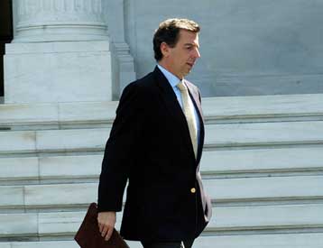 Ικανοποίηση Λιάπη για την πορεία των εργασιών σε τραμ και προαστιακό