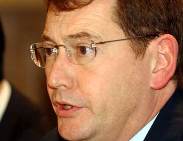 Αναγνώριση ψευδοκράτους «βλέπουν» οι Φιλελεύθεροι ευρωβουλευτές μετά από «όχι»